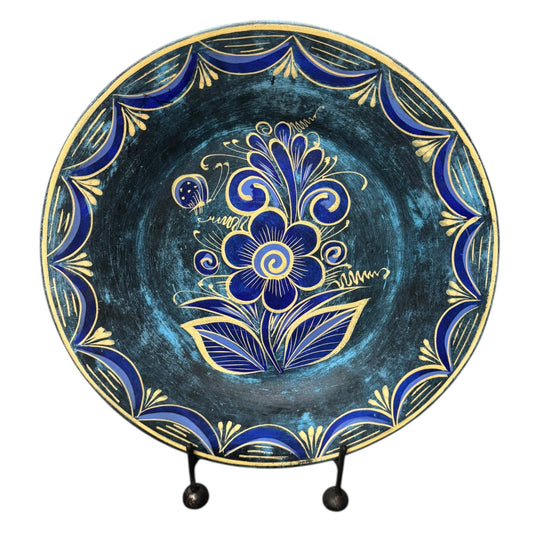 Clay Wall Plate with Stand